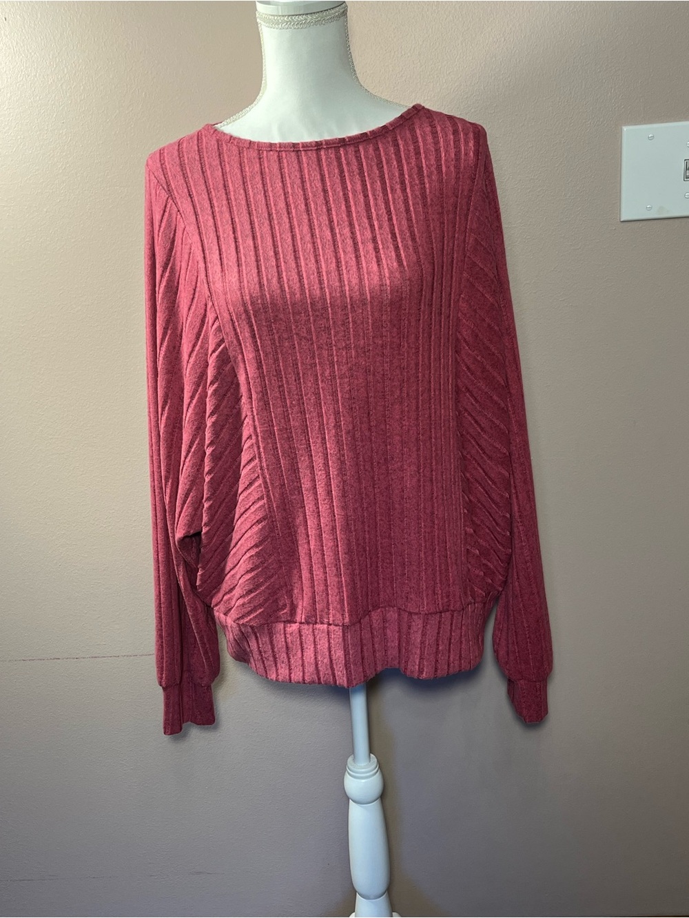 Ribbed Boatneck Sweater in Rose